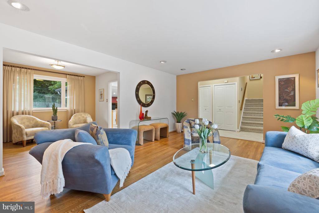 6801 Tildenwood Lane, Rockville, MD 20852