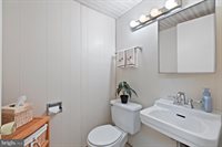 6801 Tildenwood Lane, Rockville, MD 20852