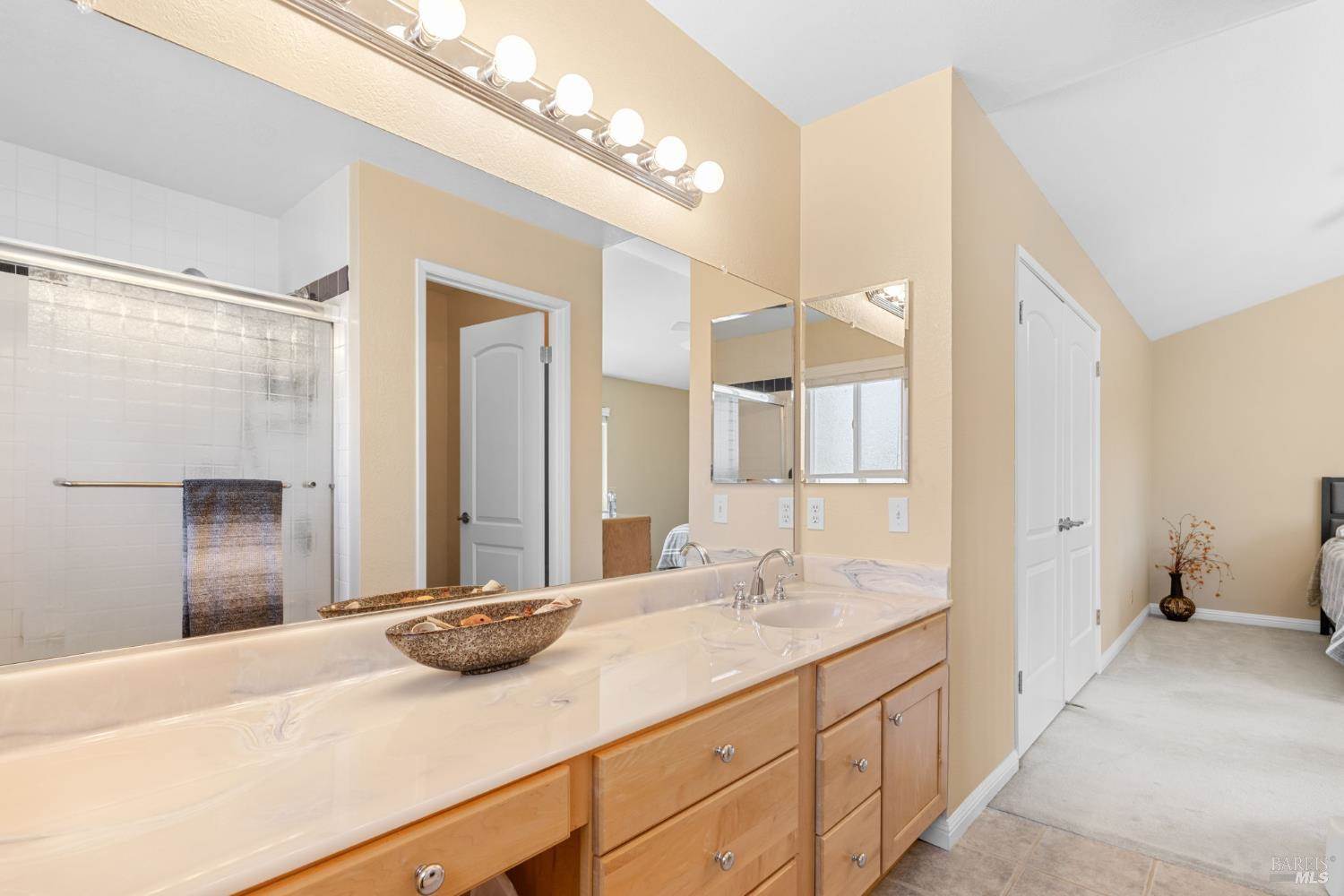 516 Owl Court, Vacaville, CA 95687