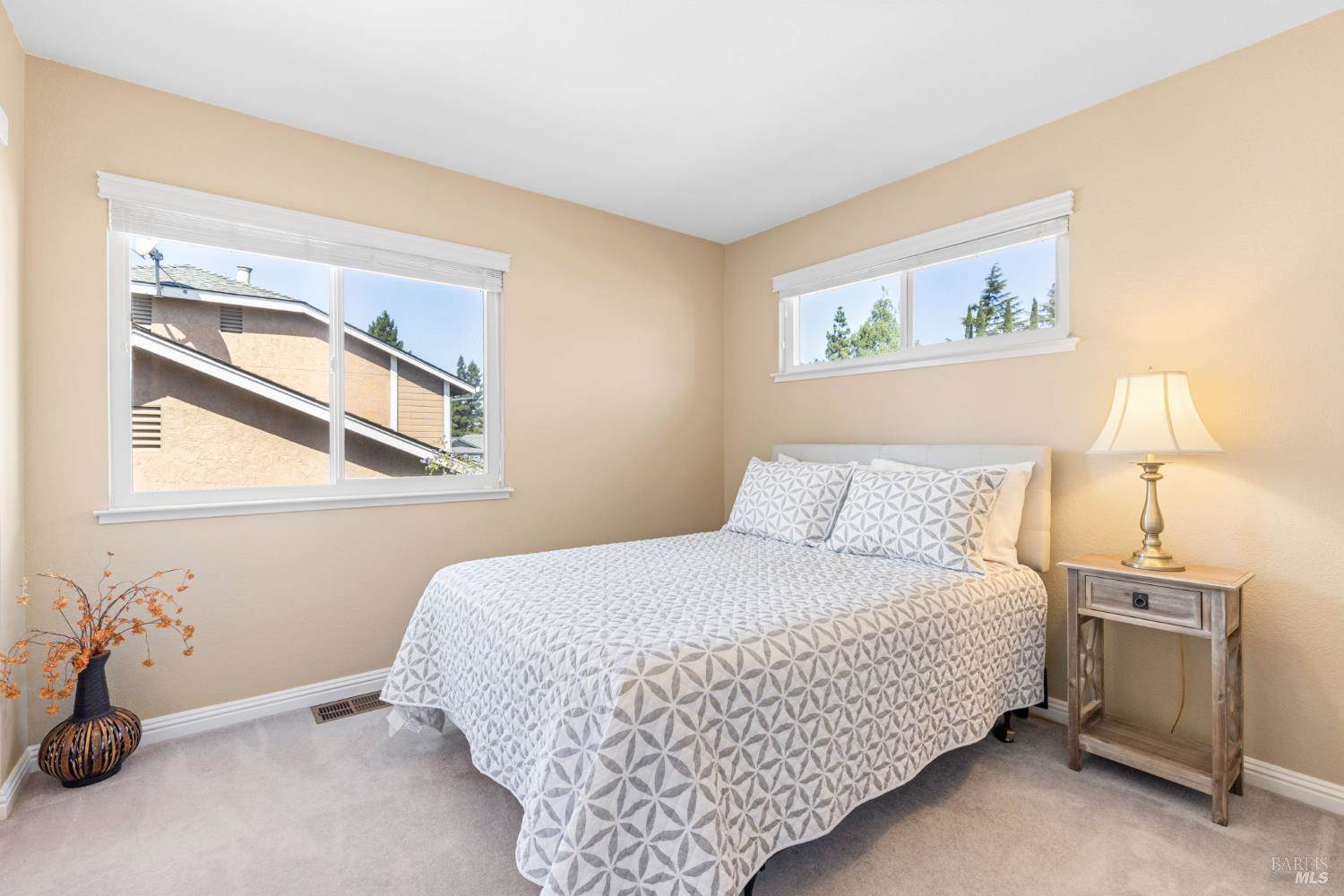 516 Owl Court, Vacaville, CA 95687