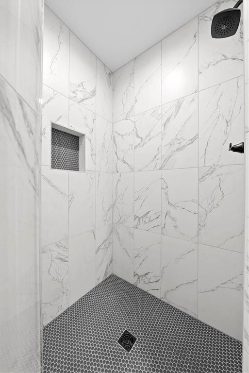 4015 NE Sagamore Drive, Lee's Summit, MO 64064