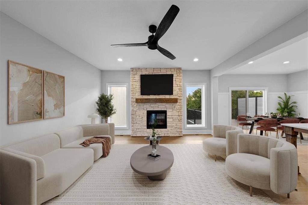 4015 NE Sagamore Drive, Lee's Summit, MO 64064