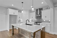 4015 NE Sagamore Drive, Lee's Summit, MO 64064