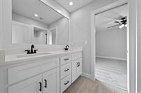 4015 NE Sagamore Drive, Lee's Summit, MO 64064