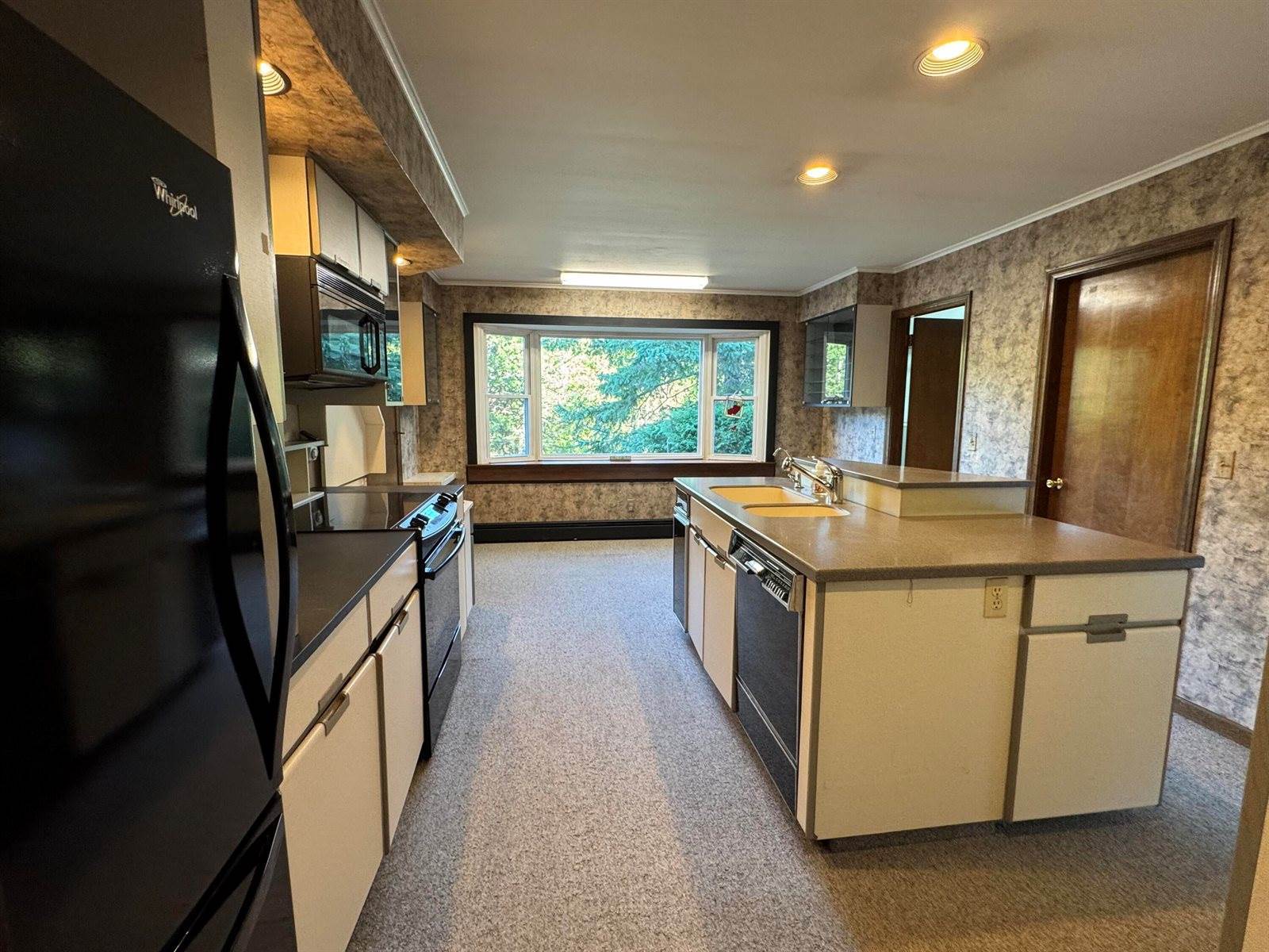 1802 Bangor Road, Ellsworth, ME 04605