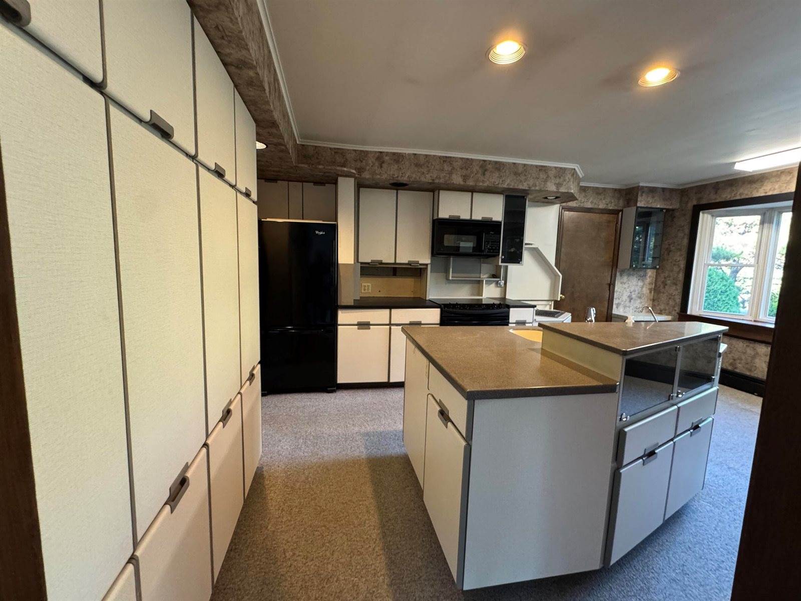 1802 Bangor Road, Ellsworth, ME 04605