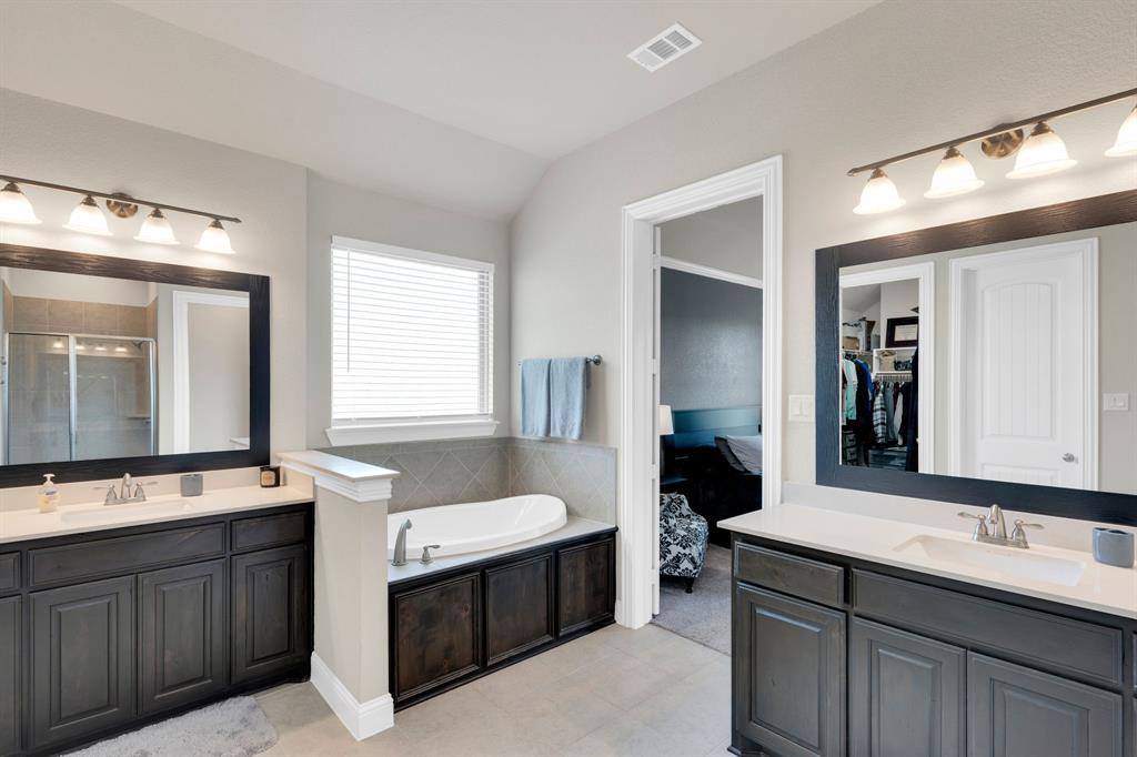 3531 Makala Drive, Midlothian, TX 76065