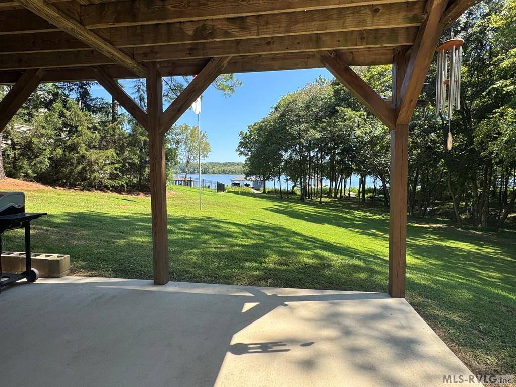 328 White Oak Court, Boydton, VA 23917