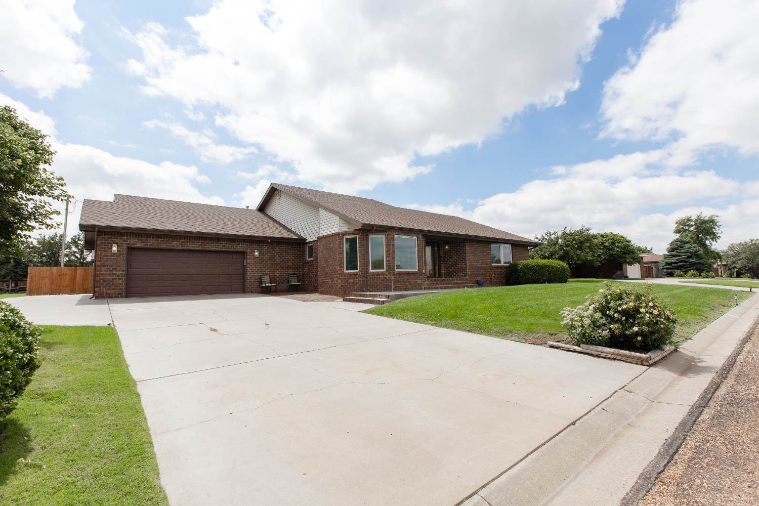 949 Sherman Hill, Elkhart, KS 67950