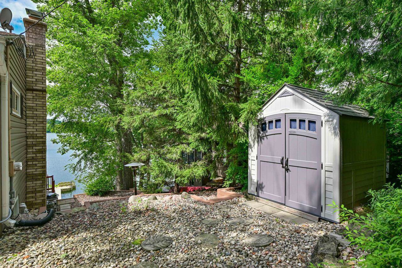 N7817 E Lakeshore Dr, Whitewater, WI 53190