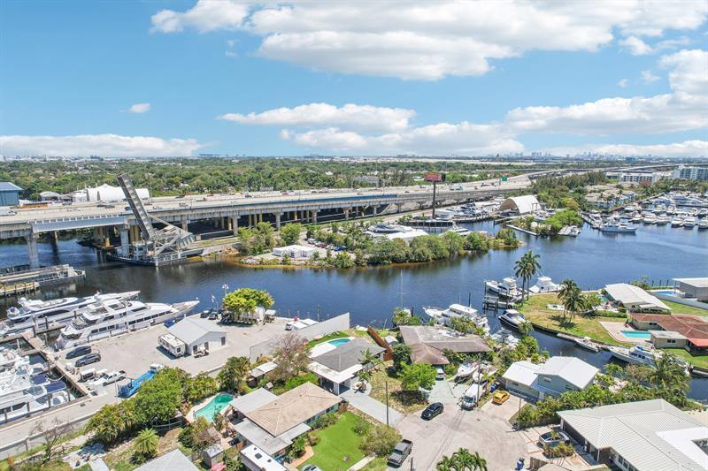 2030 SW 22nd Ave, Fort Lauderdale, FL 33312