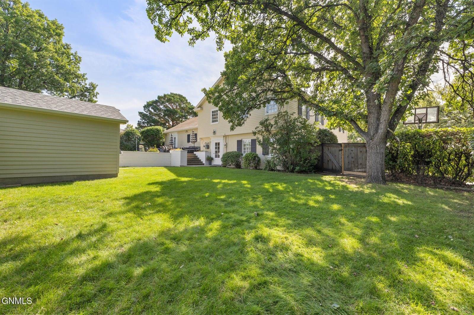 405 14th Street East, Williston, ND 58801