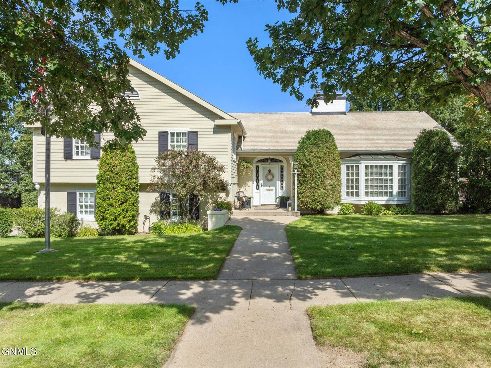 405 14th Street East, Williston, ND 58801