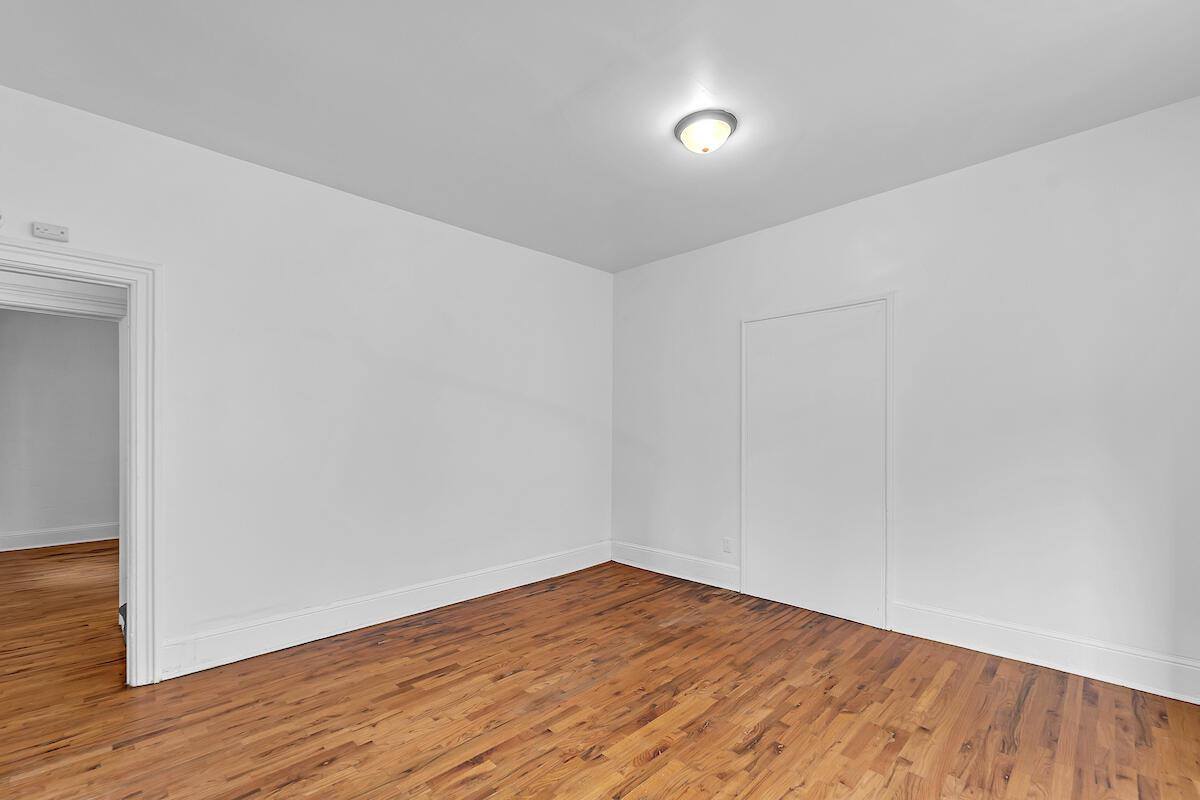 2030 W Pierce STREET, Milwaukee, WI 53204