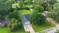 202 Robinwood Dr, Whitehouse, TX 75791