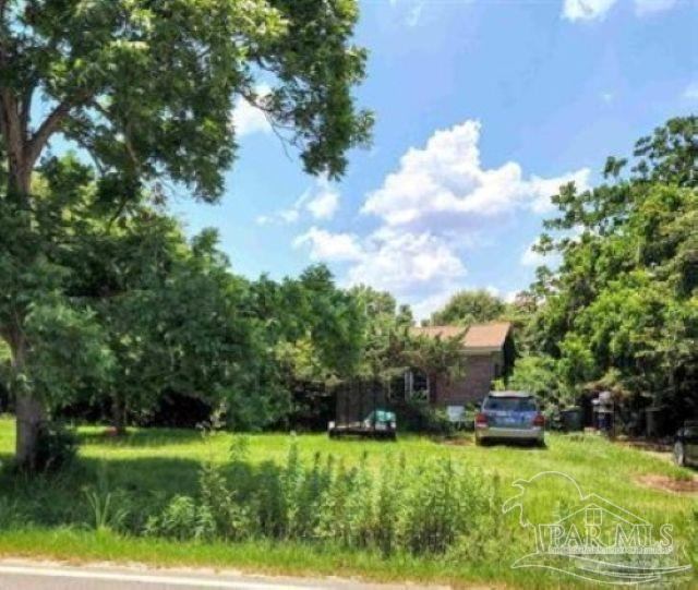 445 West Roberts Rd, Cantonment, FL 32533