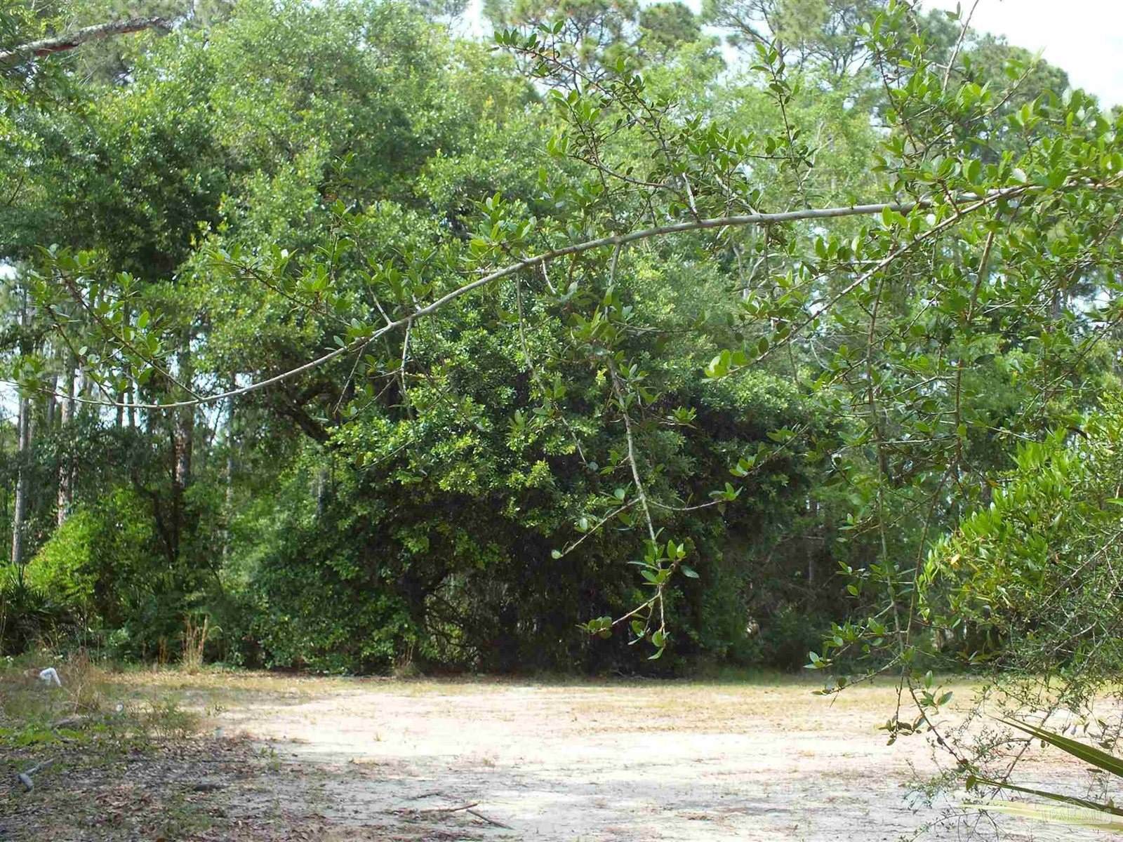 000 Eventide Rd, Milton, FL 32583