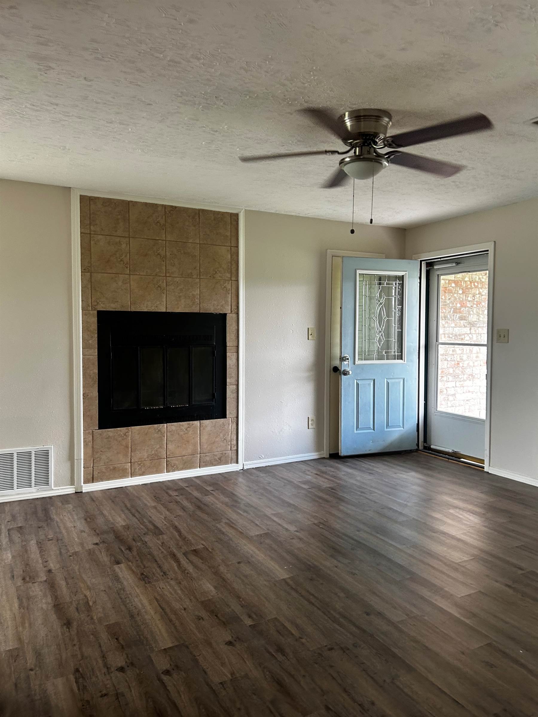 302 Osage, Geronimo, OK 73543