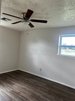 302 Osage, Geronimo, OK 73543