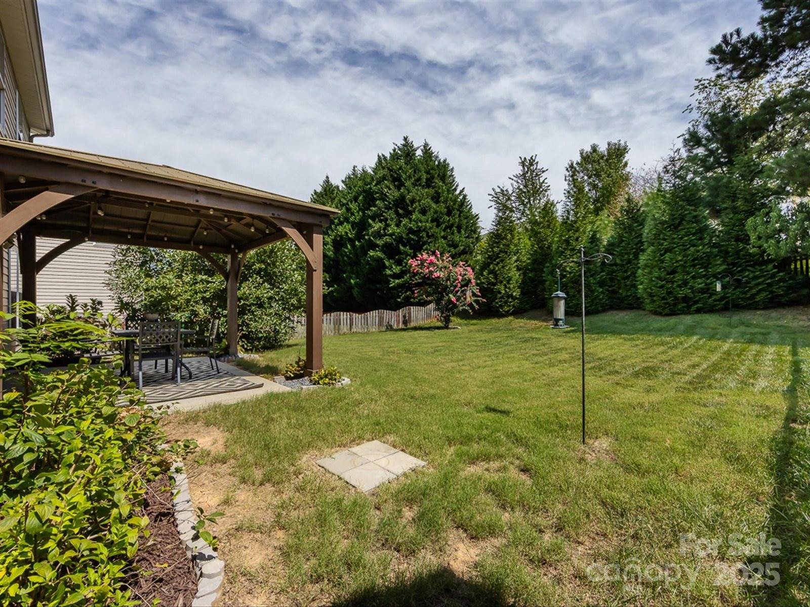 9033 Seamill Road, Charlotte, NC 28278