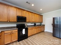 9033 Seamill Road, Charlotte, NC 28278