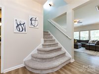 9033 Seamill Road, Charlotte, NC 28278