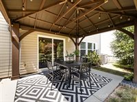 9033 Seamill Road, Charlotte, NC 28278