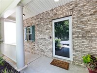 9033 Seamill Road, Charlotte, NC 28278