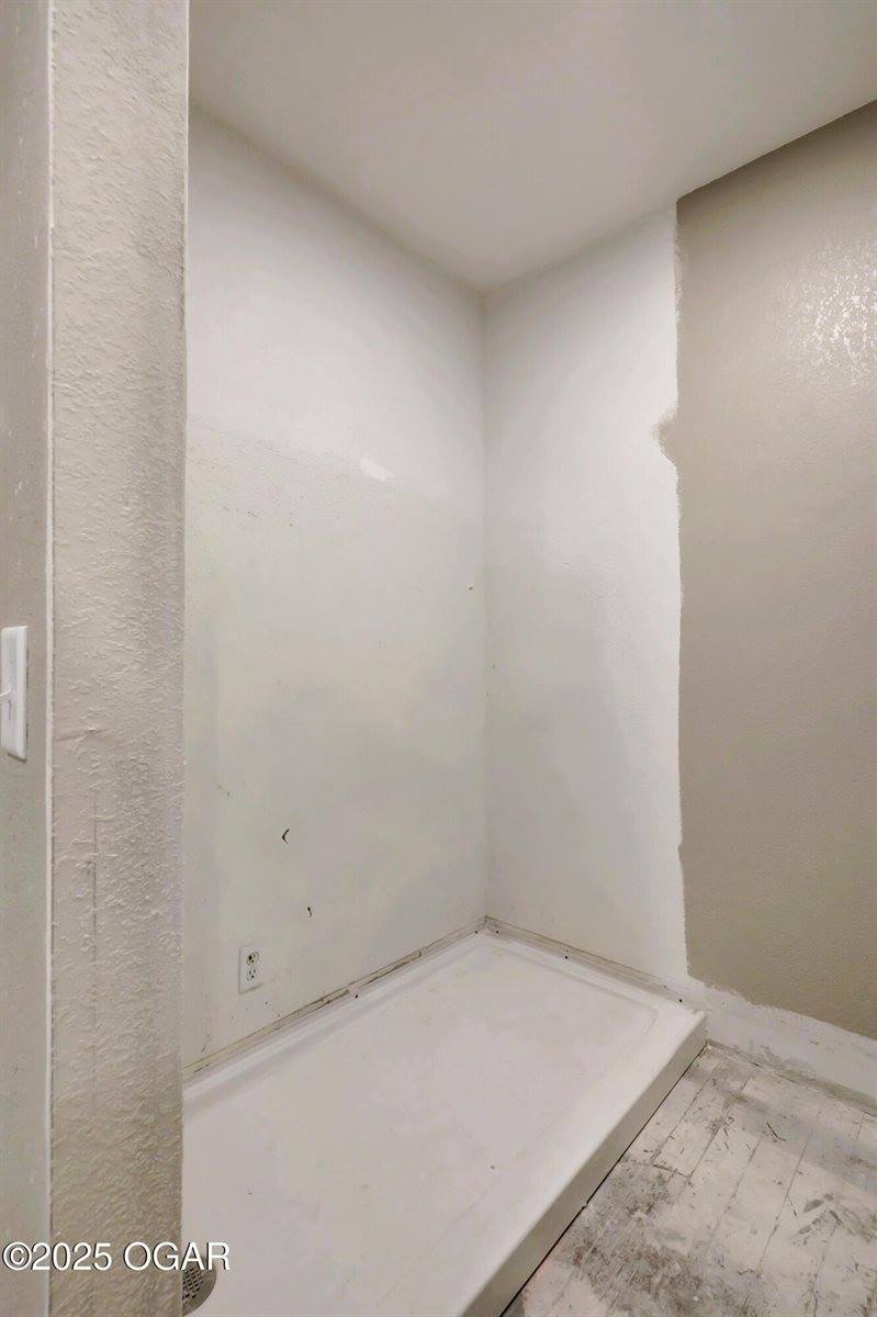 2201 South Porter Avenue, Joplin, MO 64804