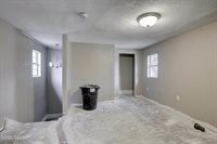 2201 South Porter Avenue, Joplin, MO 64804