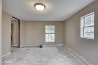 2201 South Porter Avenue, Joplin, MO 64804