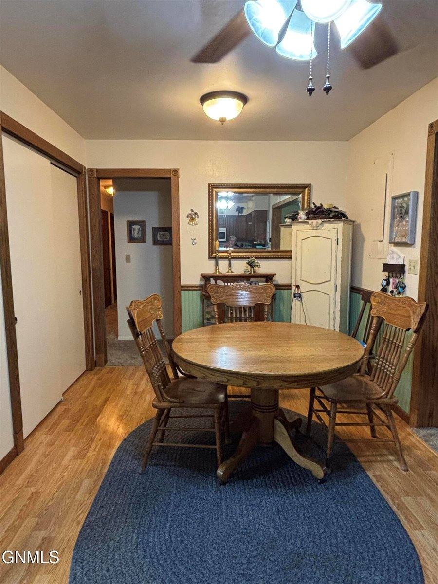 2815 9th Avenue East, Williston, ND 58801