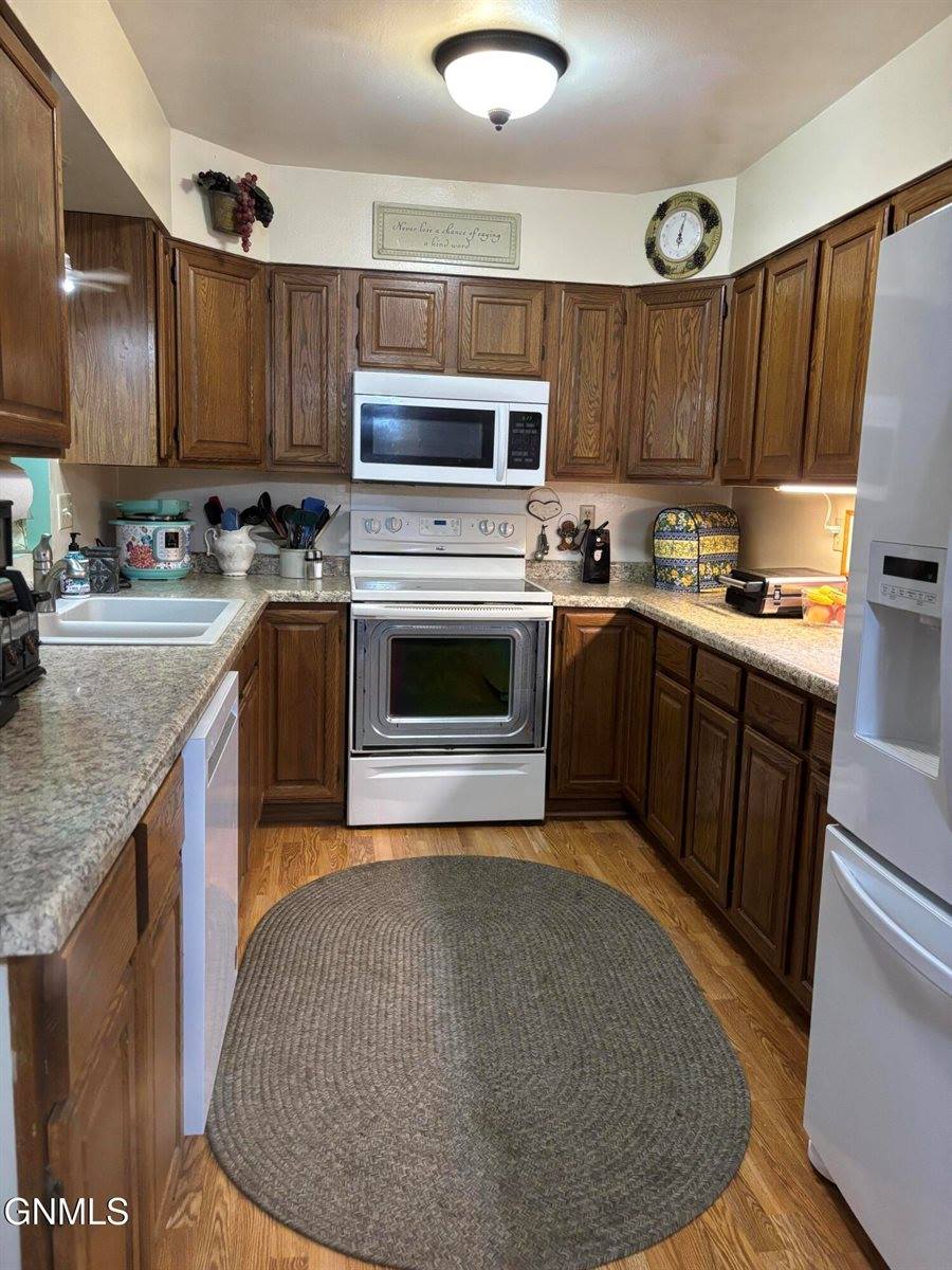 2815 9th Avenue East, Williston, ND 58801