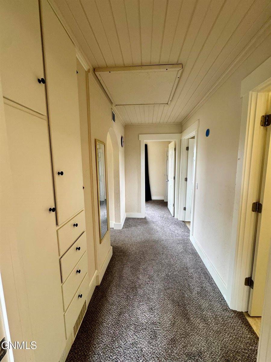 517 4th Avenue East, Williston, ND 58801