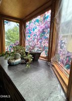 517 4th Avenue East, Williston, ND 58801