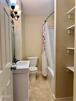 517 4th Avenue East, Williston, ND 58801