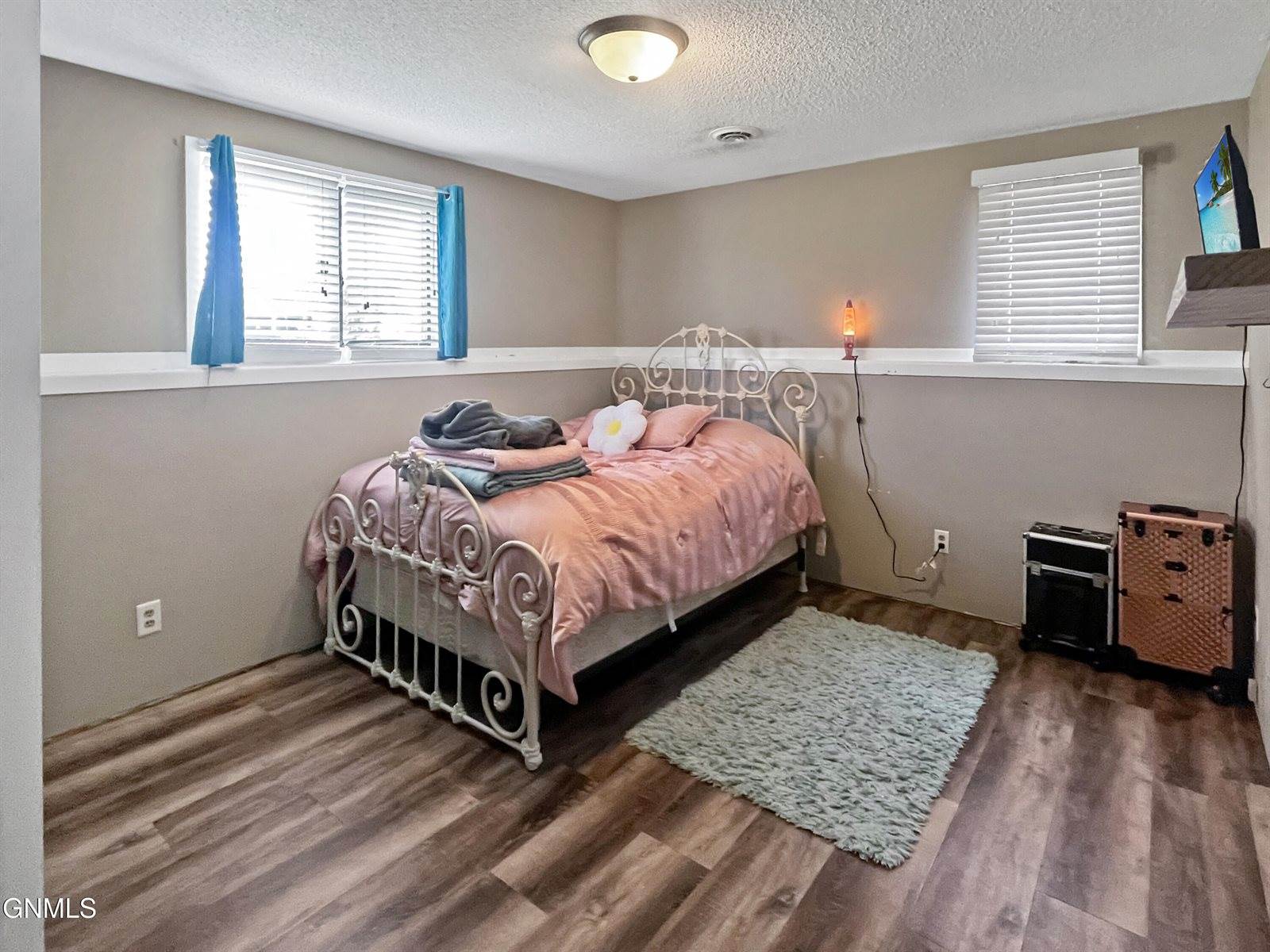 910 8th Avenue West, Williston, ND 58801