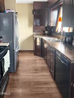 910 8th Avenue West, Williston, ND 58801