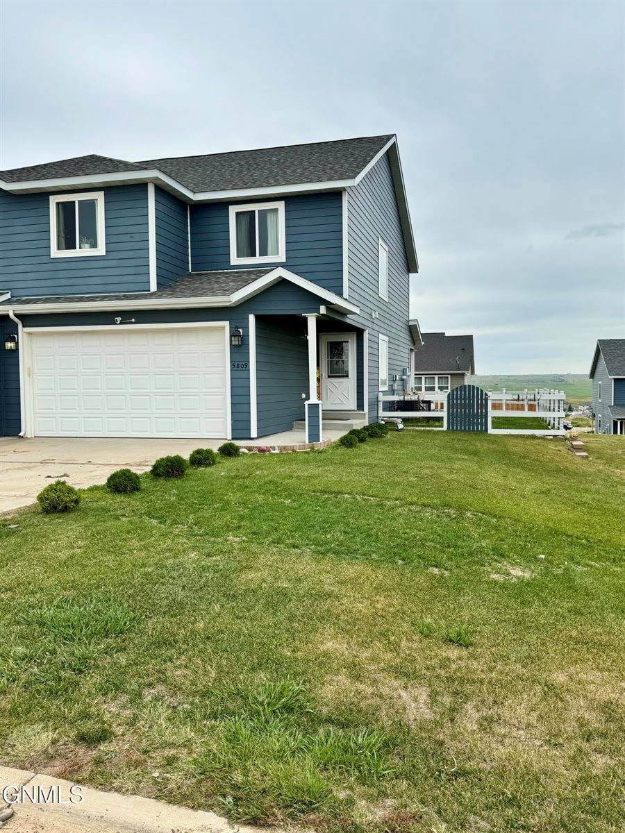 5809 Vanessa Avenue, Williston, ND 58801