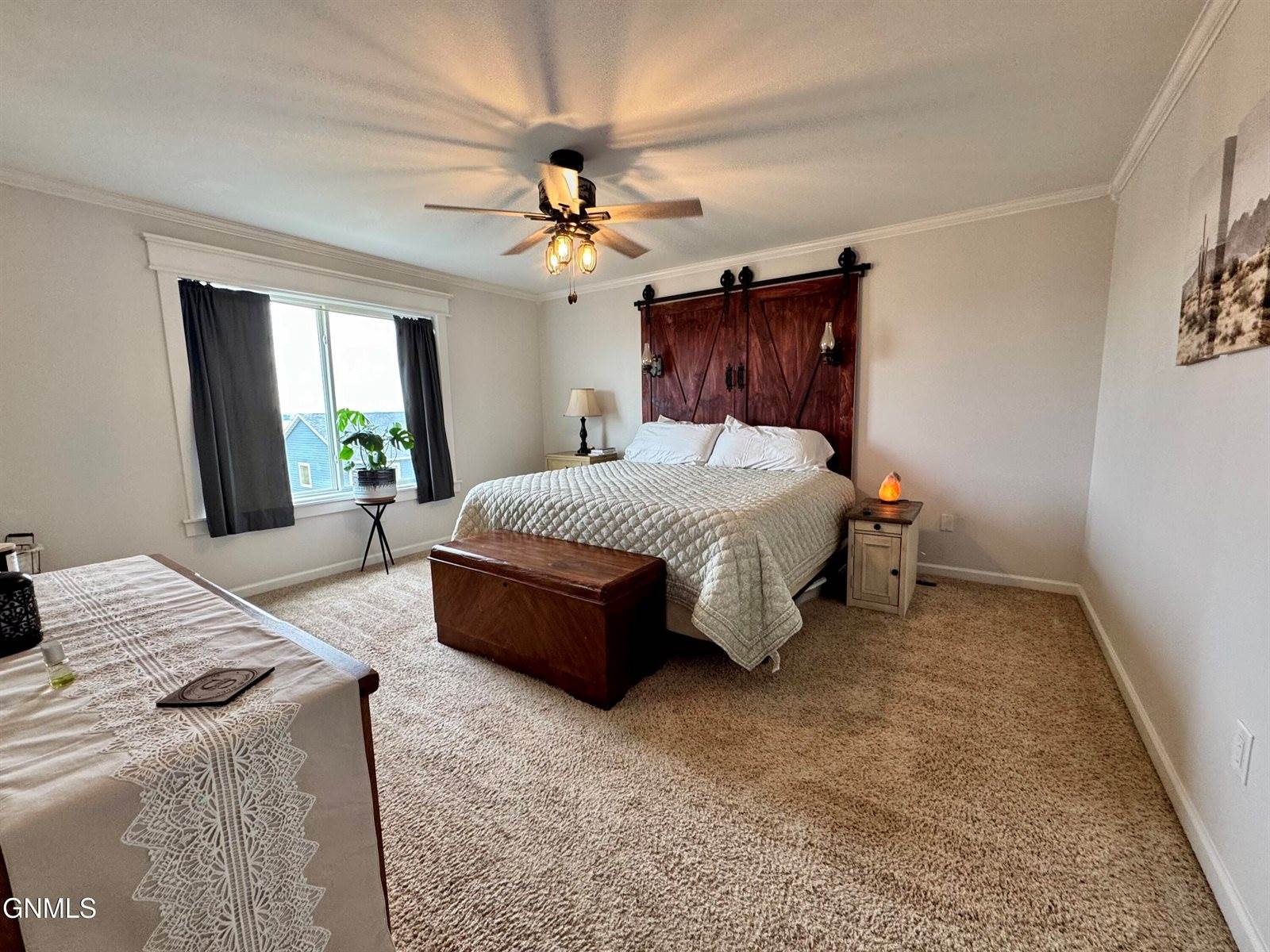 5809 Vanessa Avenue, Williston, ND 58801