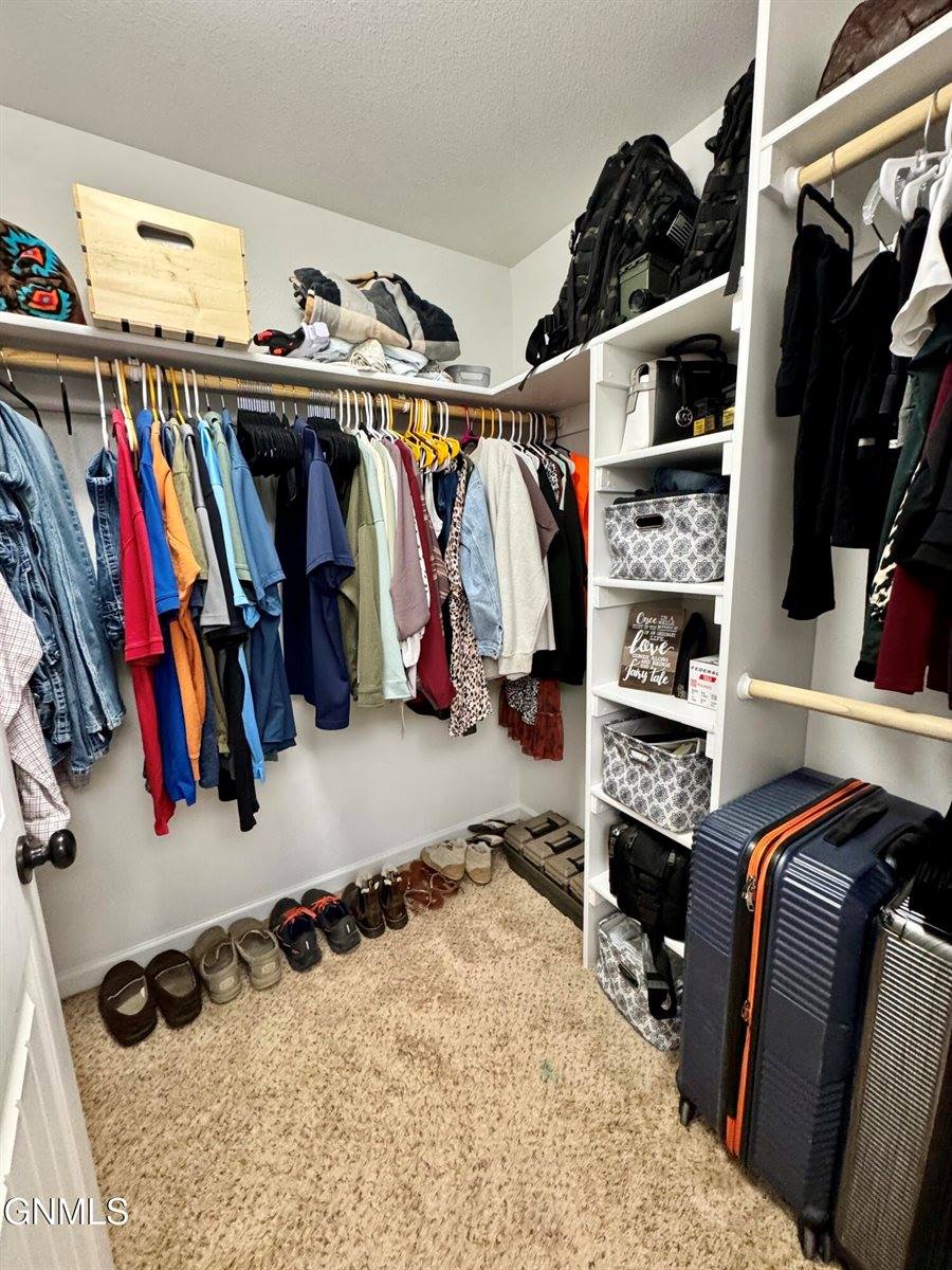 5809 Vanessa Avenue, Williston, ND 58801