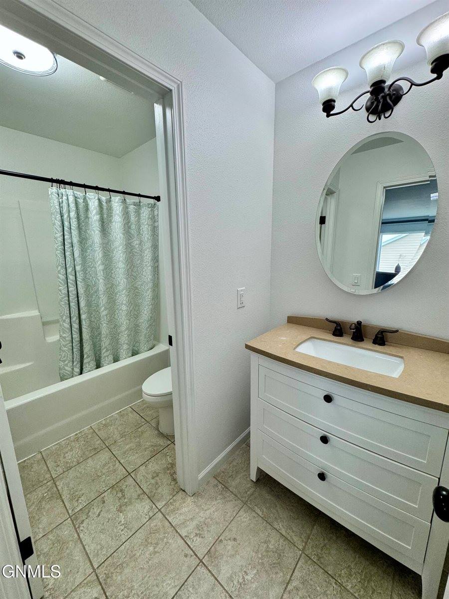 5809 Vanessa Avenue, Williston, ND 58801