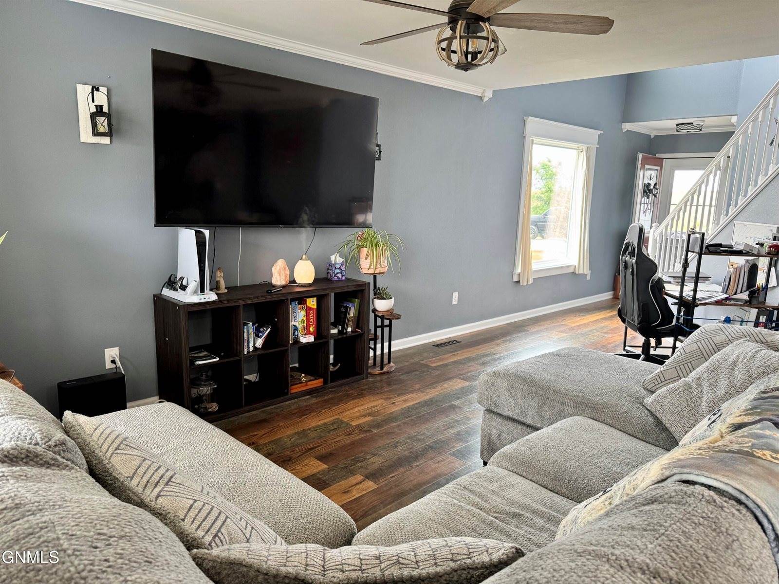 5809 Vanessa Avenue, Williston, ND 58801