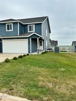5809 Vanessa Avenue, Williston, ND 58801