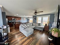 5809 Vanessa Avenue, Williston, ND 58801