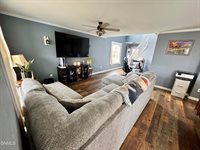 5809 Vanessa Avenue, Williston, ND 58801