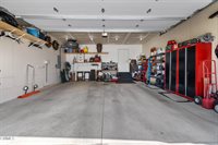 3104 28th Avenue West, Williston, ND 58801