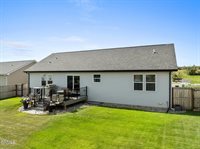 3104 28th Avenue West, Williston, ND 58801