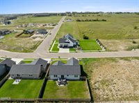 3104 28th Avenue West, Williston, ND 58801