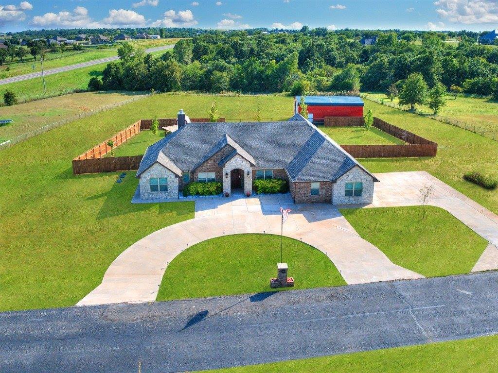 4210 Paradise Drive, Blanchard, OK 73010